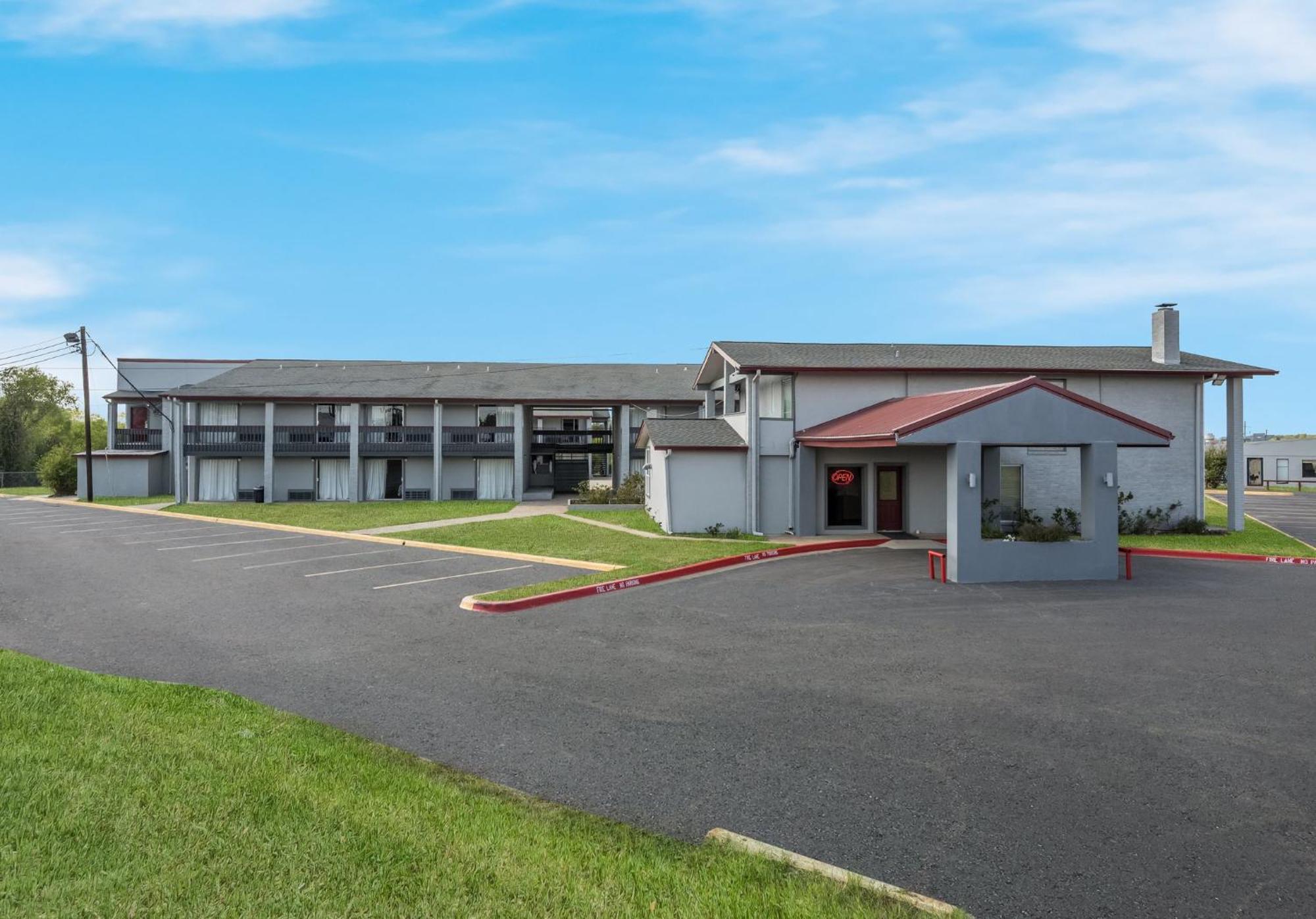 Red Roof Inn Madisonville Ngoại thất bức ảnh